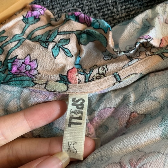 ✨Spell & the Gypsy Collective Sayulita Gown - Picture 8 of 9